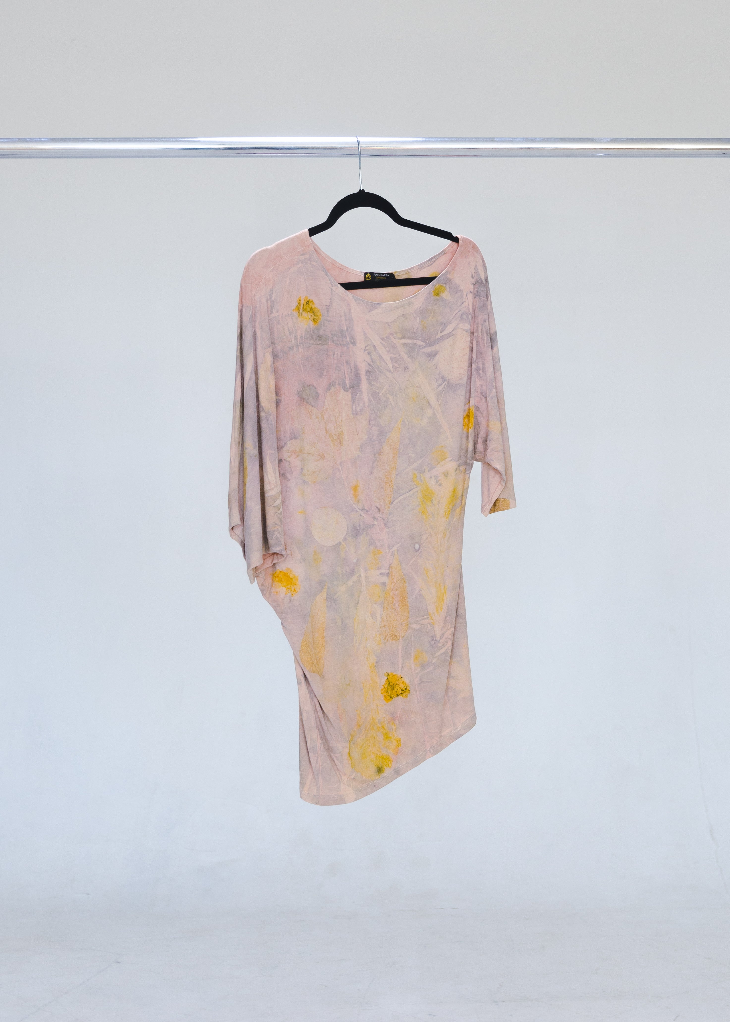 Off-Shoulder Dress Cochineal Eco-print Medium
